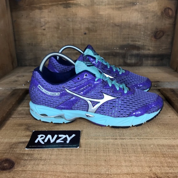 mizuno wave precision 3